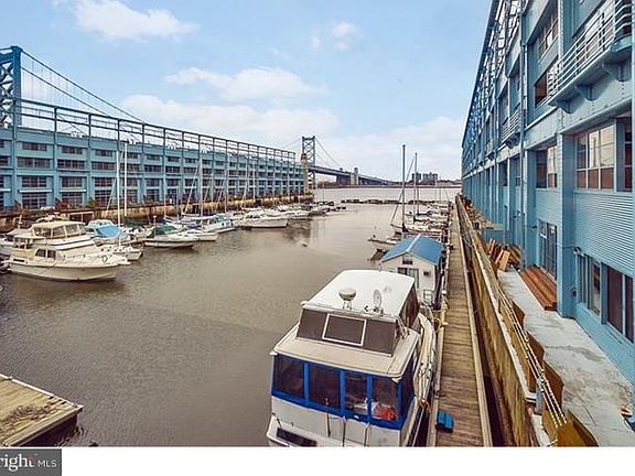 3rd image of 3 N Christopher Columbus Blvd APT 246