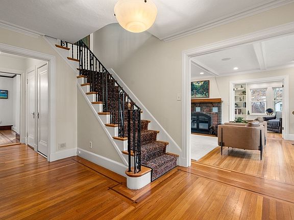 2nd image of 26 Bothfeld Rd