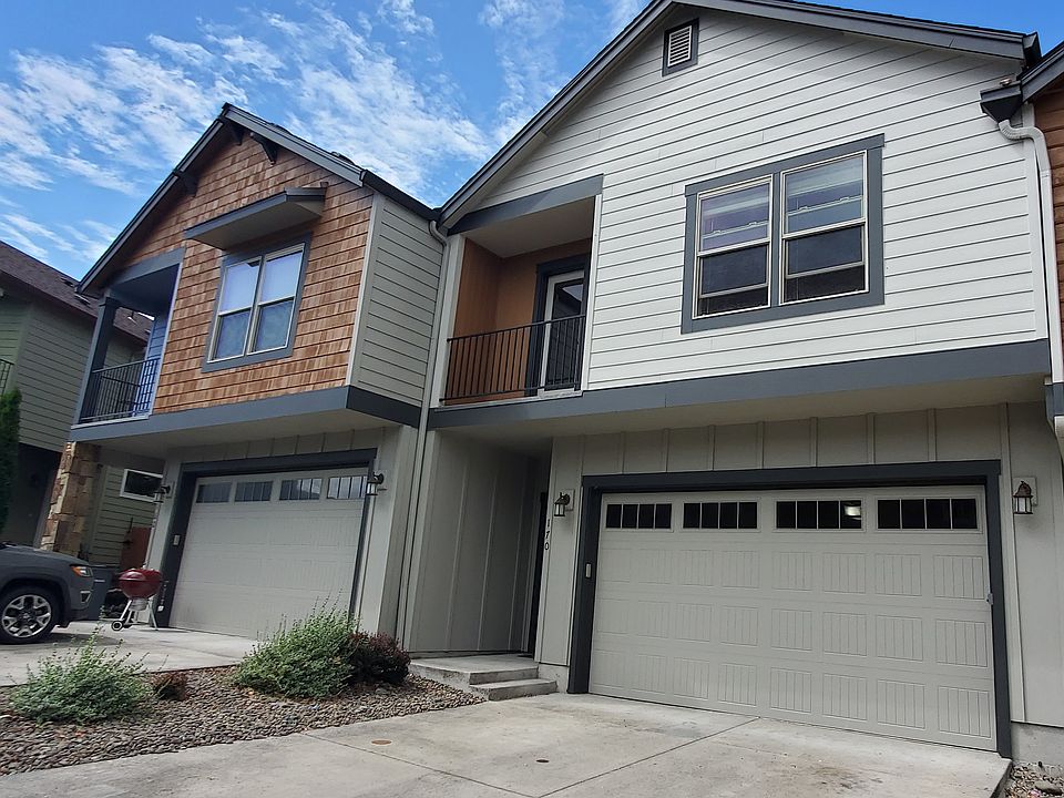 Double garage and Balcony offer Owners Suite