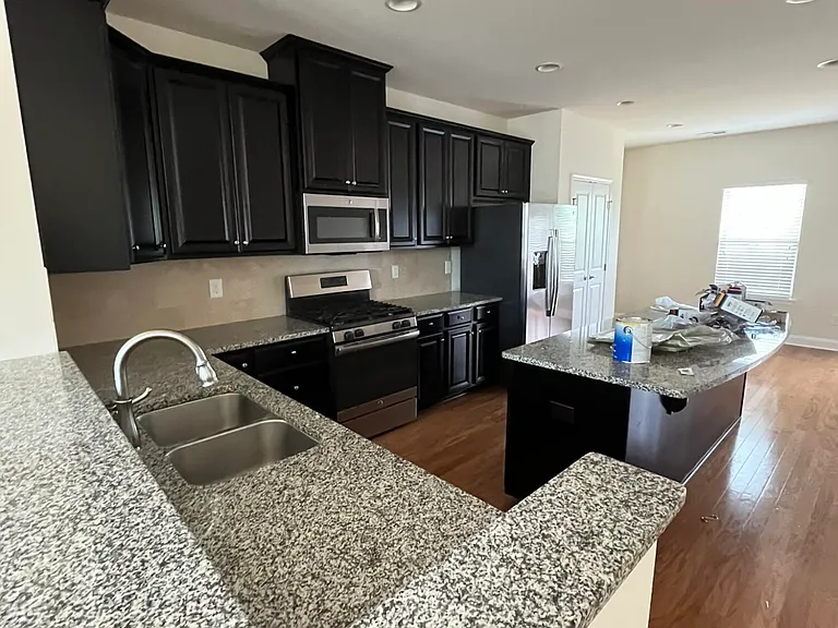 2128 Whitesmith Dr — Photo 4