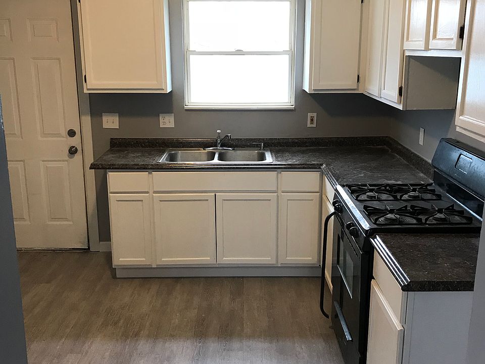 1st image of 9809 Gaylord Ave