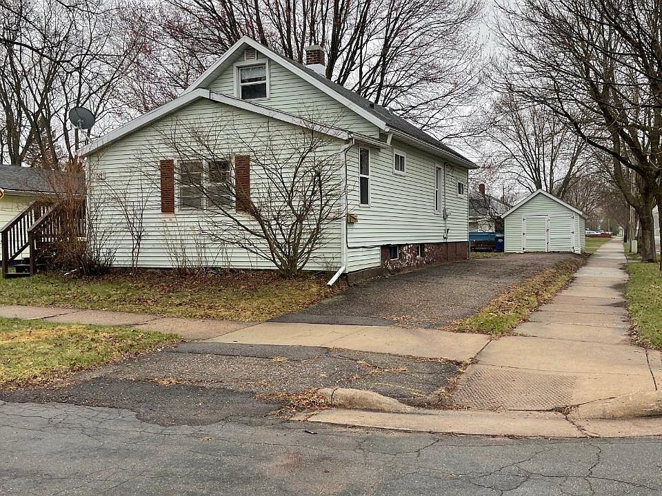 1st image of 724 N 8th Ave