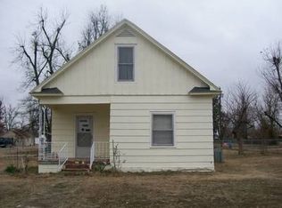 489 E Poplar St, Piggott, AR 72454