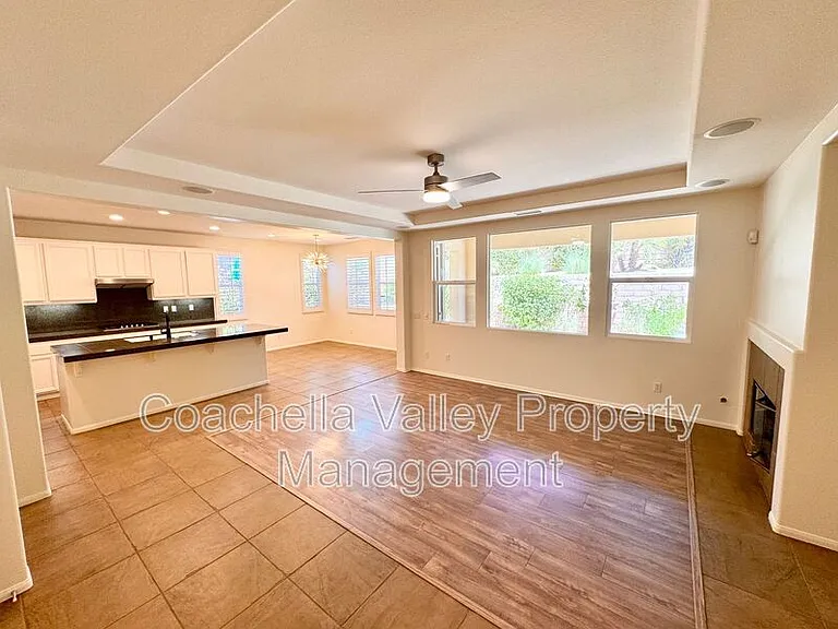 138 Shoreline Dr — Photo 12