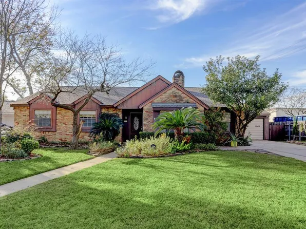 2635 Southwick St, Houston, TX 77080
