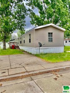 1031 Kim Ln, Vermillion, SD, 57069