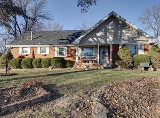 3325 E Amidon St, Springfield, MO 65804