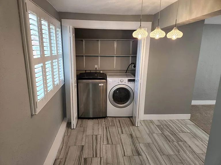3020 N Fillmore St — Photo 8