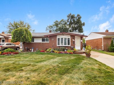 32111 Birchwood St, Westland, MI, 48186