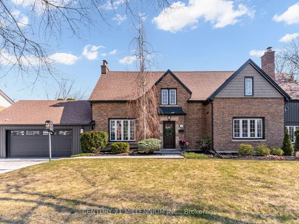 126 Elizabeth St S, Brampton, ON L6Y 1R5