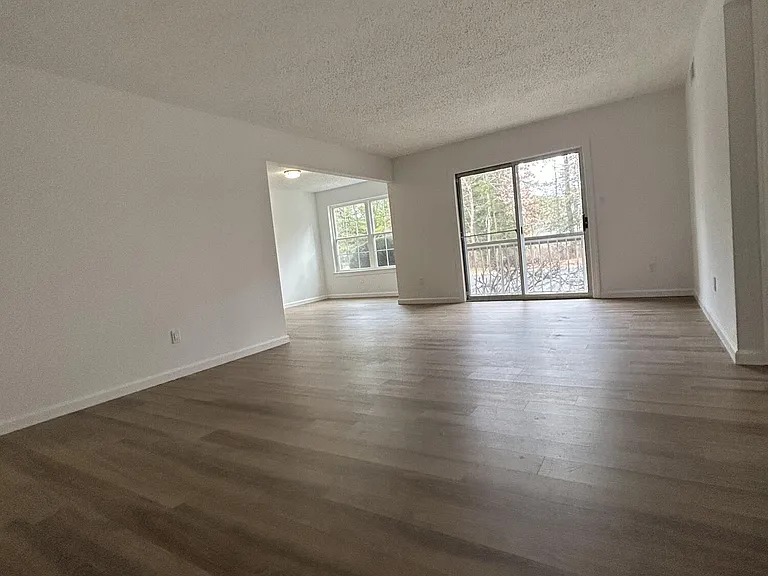 41 Diane Dr — Photo 6