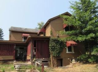 200 Burkhart St, Bentleyville, PA
