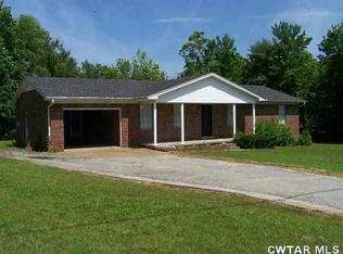 60 Skyline Dr, Lexington, TN 38351