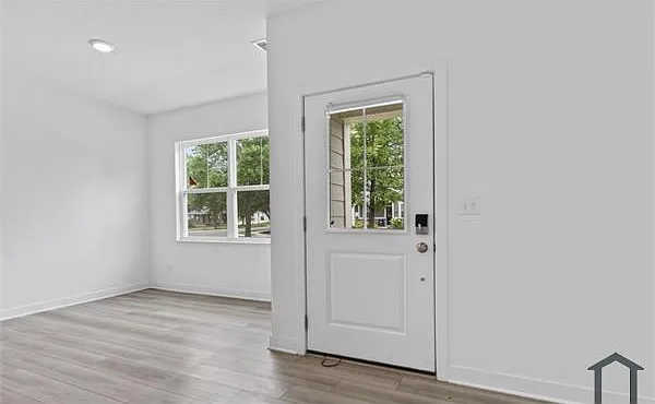 7265 Governors Row — Photo 1
