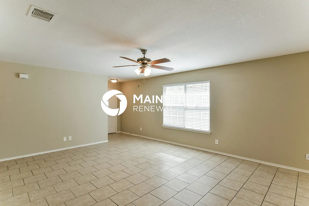 Living Room - 6027 Kensinger Pass