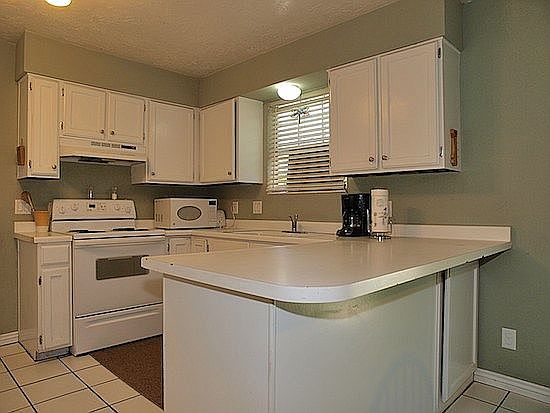 1st image of 10560 S North Forty Way