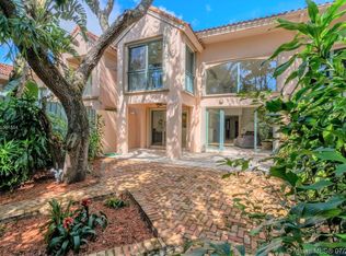 6750 SW 89th Ter, Pinecrest, FL 33156