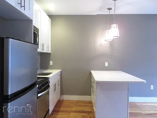 Rented by Rennit Inc. | media 49