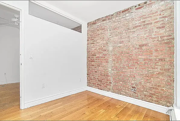 Rented by REAL New York | media 22