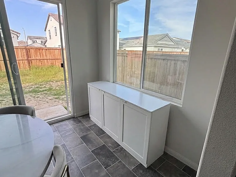 3421 Andrew Ave — Photo 14