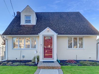 366 Coolidge Avenue, Oceanside, NY, 11572