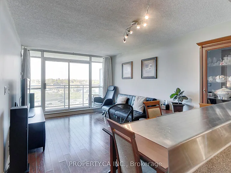 185 Legion Rd N #901 — Photo 2