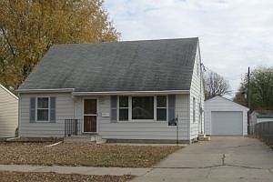 1st image of 110 N 8th Ave