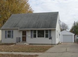 110 N 8th Ave, Albert Lea, MN 56007