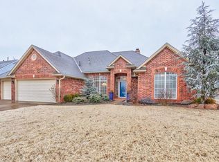 1812 Olde Towne Rd, Edmond, OK 73034
