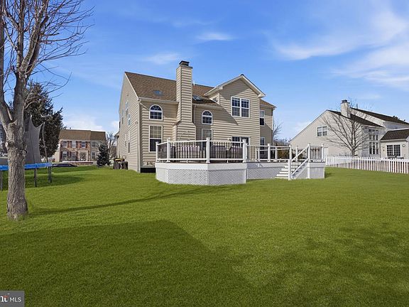 4th image of 103 Tatham Rd