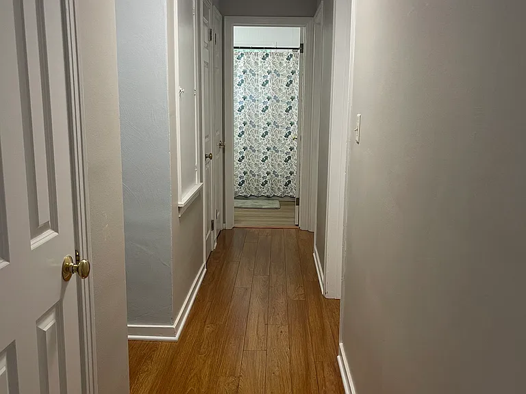 Hillcrest Cir — Photo 9