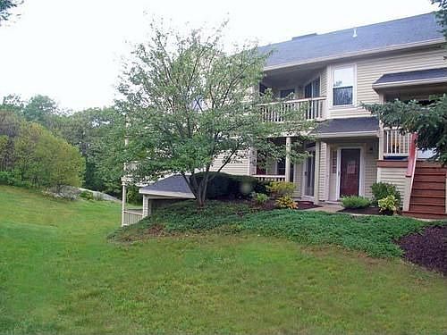 1st image of 91 Bradford Commons Ln
