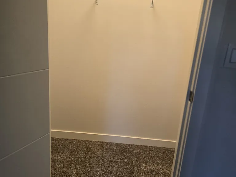 Walk in Closet