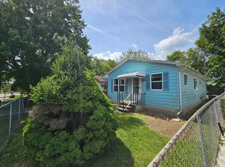 2026 Lowden Ln, Flint, MI 48532