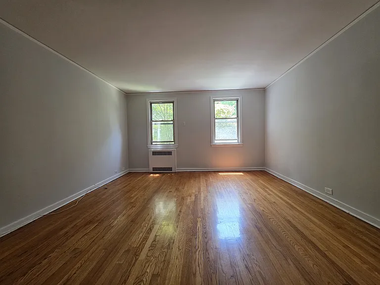 Fulton Park Apartments — Photo 11