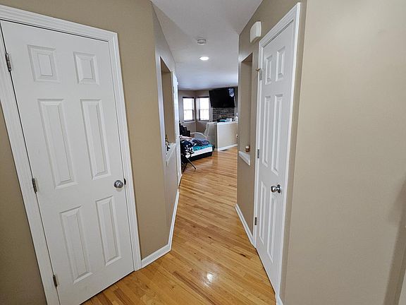 Main Entrance in to the living area