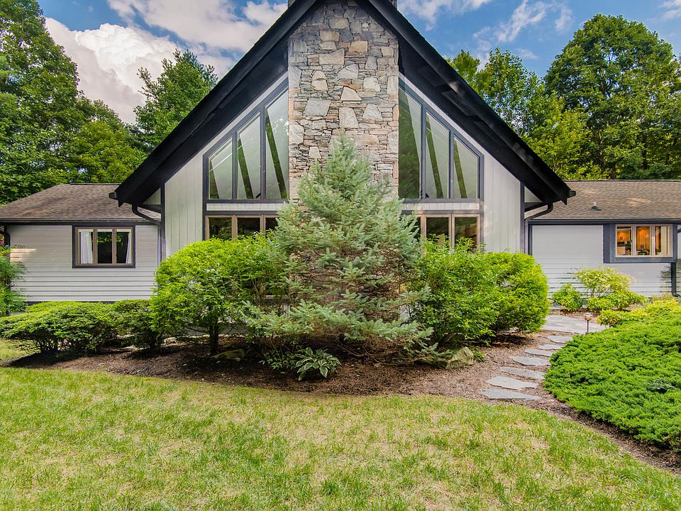 228 Kenmure Dr, Flat Rock, NC 28731 Zillow