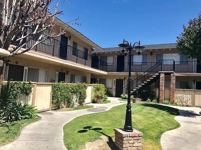 2nd image of 10505 Arrington Ave APT B