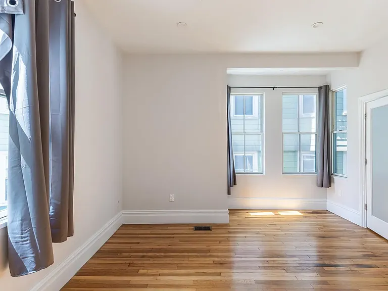 89 Cedar St #2L — Photo 14