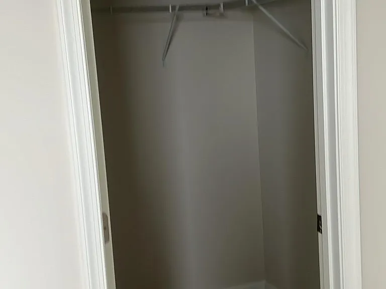 2709 Hideaway Ct — Photo 3