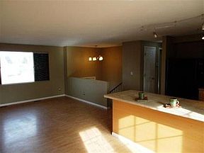 4th image of 1507 Van Giesen St