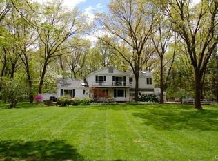 17 Trails End Rd, Weston, CT 06883