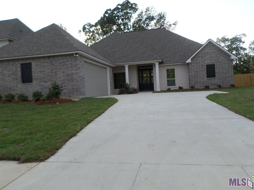 1st image of 18197 River Landing Dr