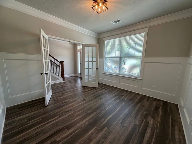1008 Swan Ct — Photo 28