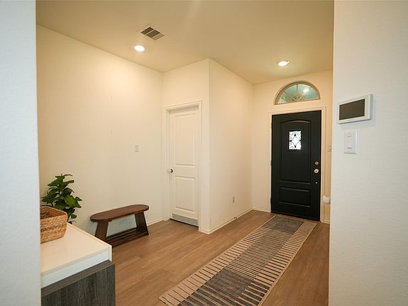 5th image of 8446 Manta Ray Dr