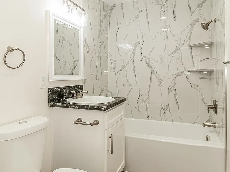 1025 Ventura St #1025 — Photo 22