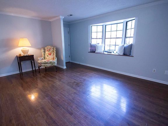 4th image of 810 Highland Dr APT 601