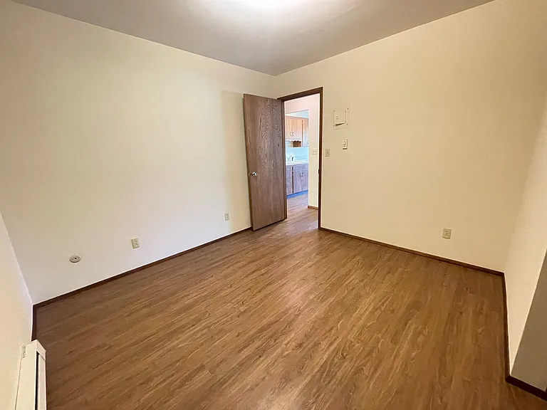 540 Williams Ave N #3 — Photo 8