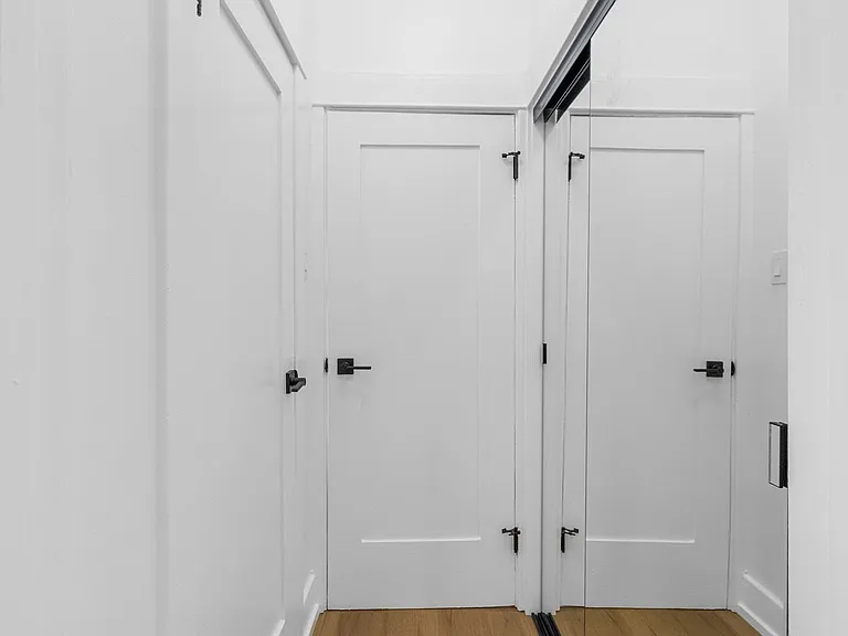 270 S Coronado St #270361 — Photo 5