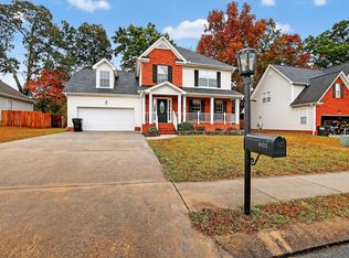 8323 Stillwater Cir, Ooltewah, TN 37363